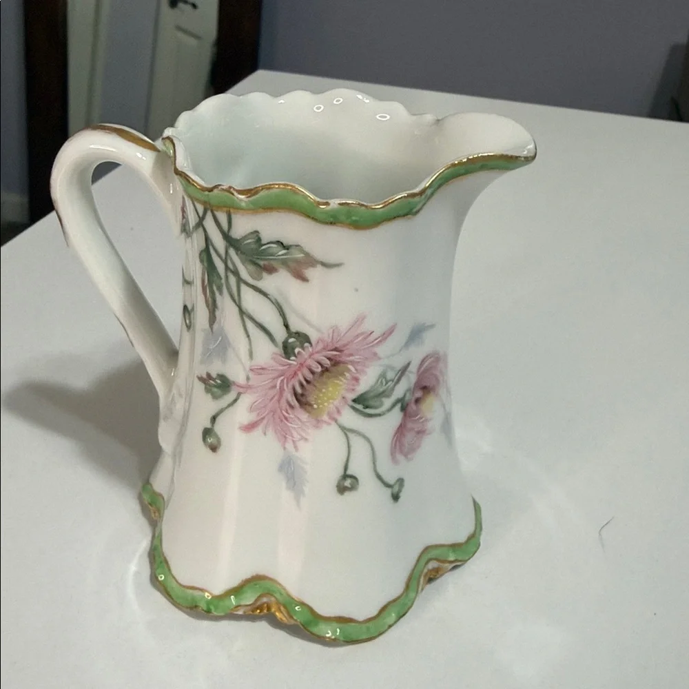 N/A elegant vintage